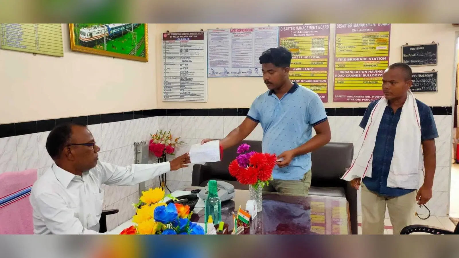 रेलवे स्टेशन की लिफ्ट में फंसा यात्री, 40 मिनट लग गए टेक्नीशियन के पहुंचने में