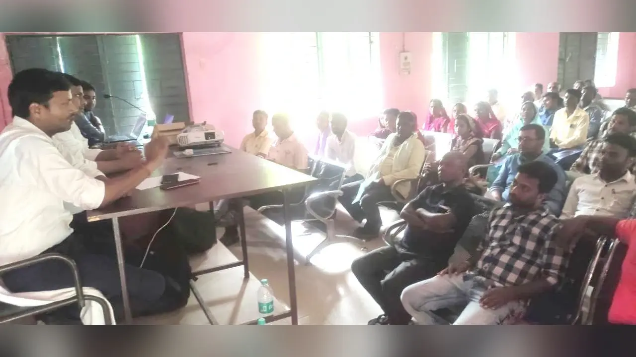 वार्ड सदस्यों को प्रशिक्षण में दी योजनाओं की जानकारी