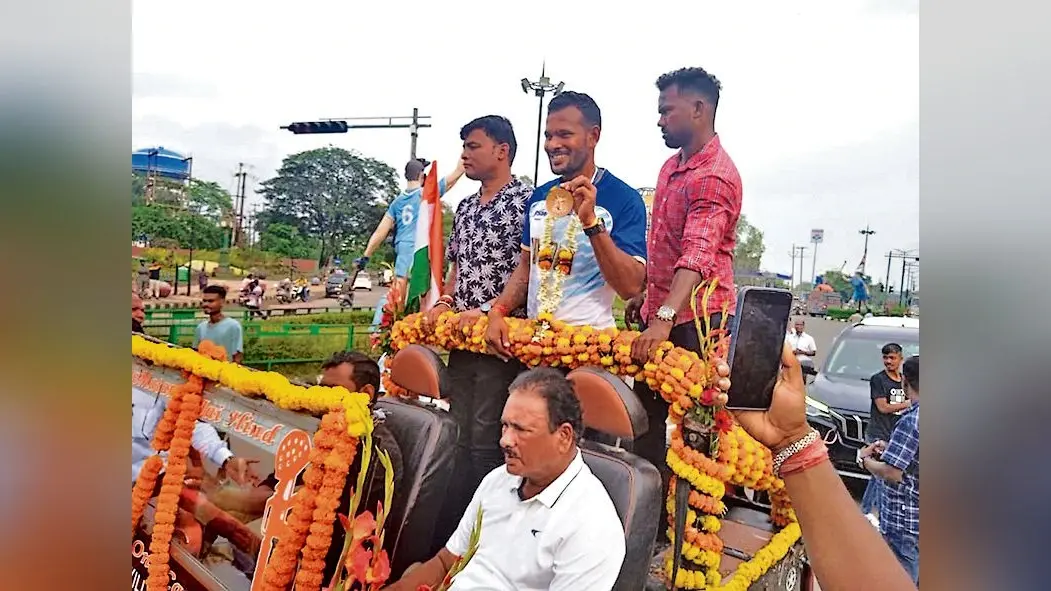 राउरकेला में अमित रोहिदास का हुआ भव्य स्वागत, खुली जीप में कराया शहर भ्रमण