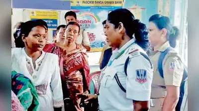 स्वास्थ्य केंद्र में पुलिस ने सुरक्षा का लिया जायजा, दिया आश्वासन