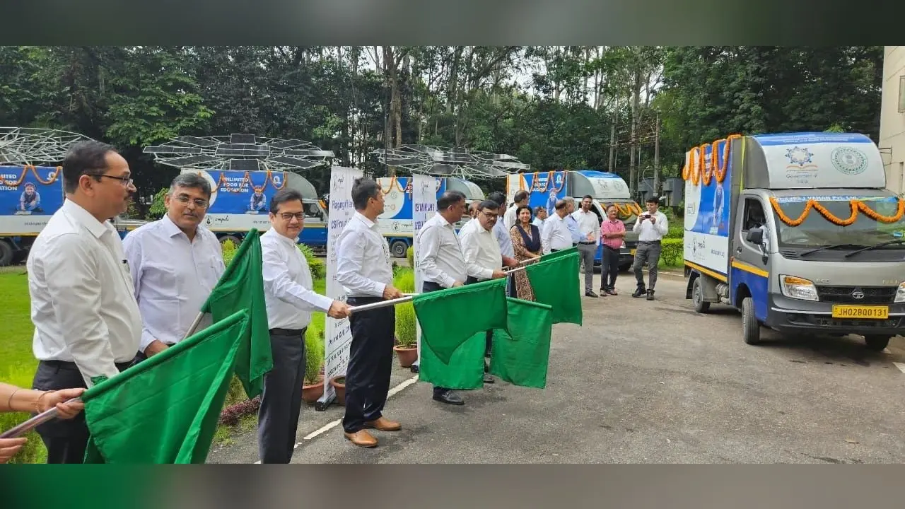 Ranchi News : अक्षय पात्र को सीएमपीडीआइ ने दिये छह वाहन