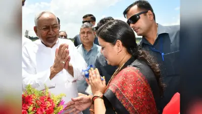 महापौर ने मुख्यमंत्री किया स्वागत