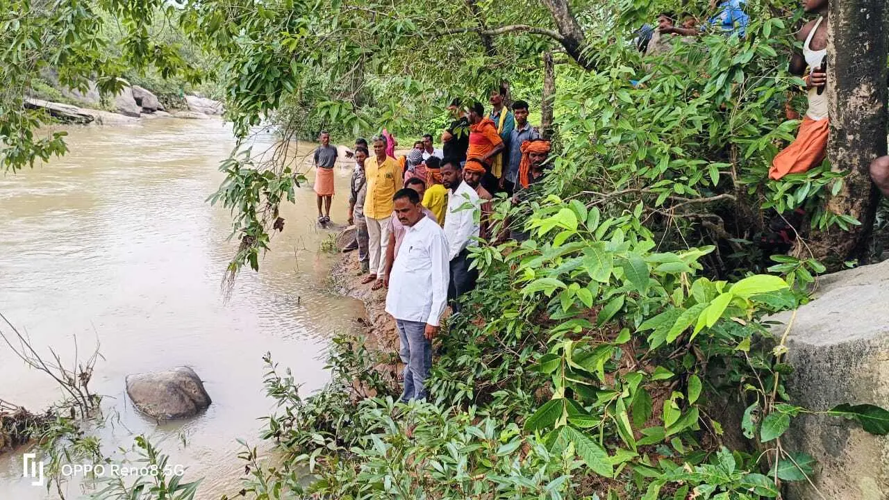 20 घंटे बाद बरामद हुआ युवती का शव