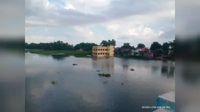 मोहिउद्दीननगर के आधा दर्जन स्कूलों में फैला गंगा का पानी