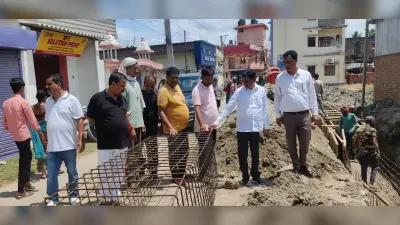 5.50 करोड़ की लागत से दो सड़क व नाला निर्माण कार्य शुरू, पांच वार्ड को होंगे सीधे लाभान्वित