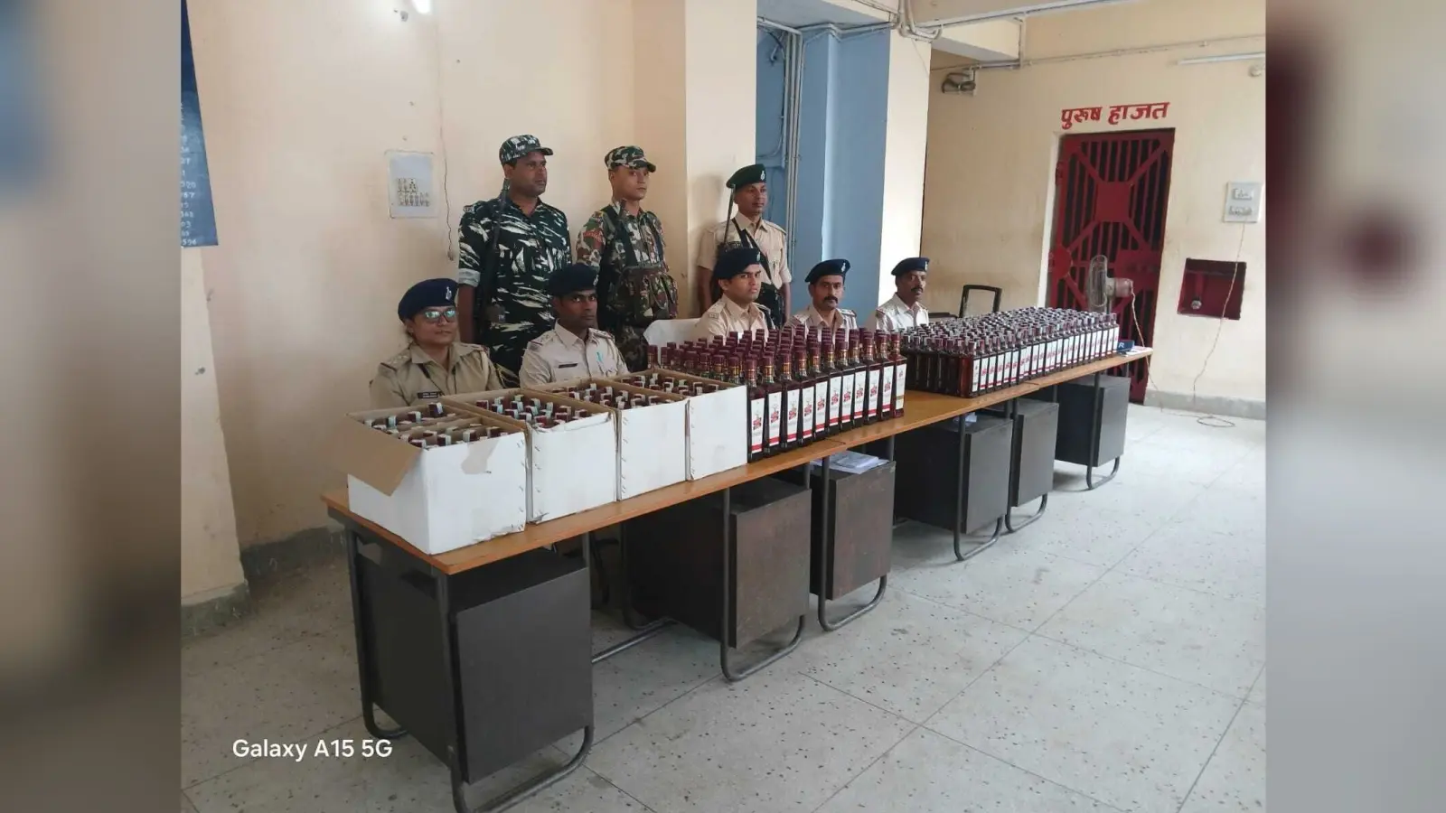 खैरा में 191.62 लीटर शराब बरामद, वाहन छोड़ भागा तस्कर