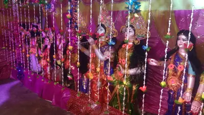 जगह-जगह प्रतिमा स्थापित कर हो रही नटवर नागर की पूजा