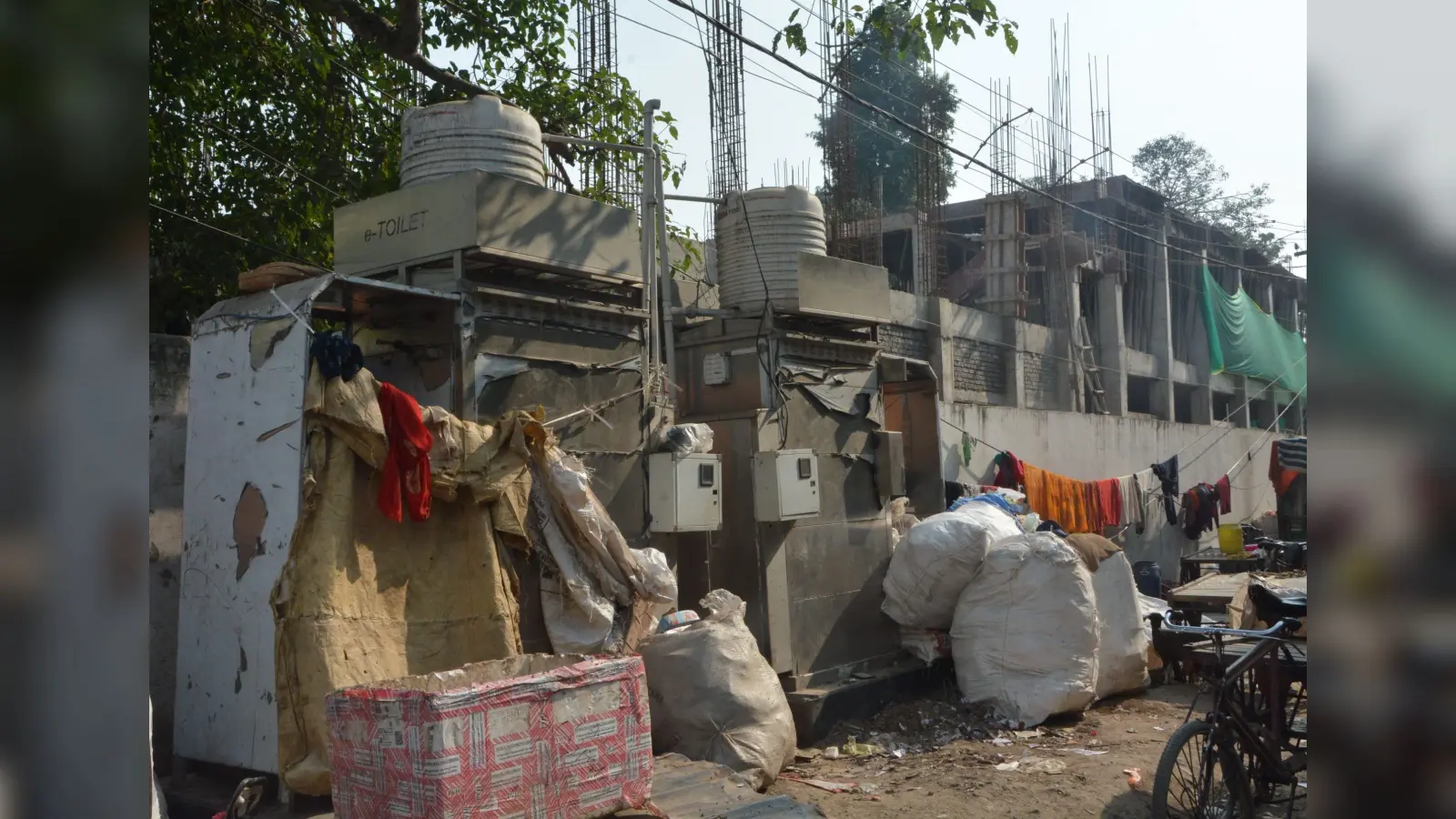 Patna : स्मार्ट सिटी के 32 इ-टॉयलेट में एक भी चालू नहीं