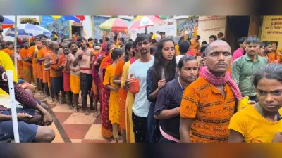 फौजदारी दरबार में 50 हजार कांवरियों ने किया जलाभिषेक, बासुकिनाथ भादो मेला में भक्तों की भीड़ उमड़ी