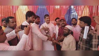दिघलबैंक प्रखंड में सांसद का हुआ भव्य स्वागत, सुनीं लोगों की समस्याएं