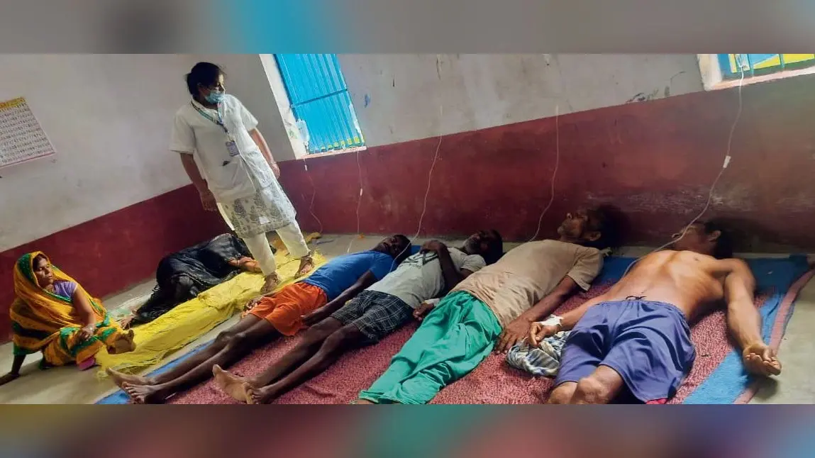 स्कूल में कैंप लगाकर डायरिया पीड़ितों का हुआ इलाज