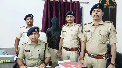 अथमलगोला में छापा, 21 किलो गांजा के साथ तस्कर पकड़ाया