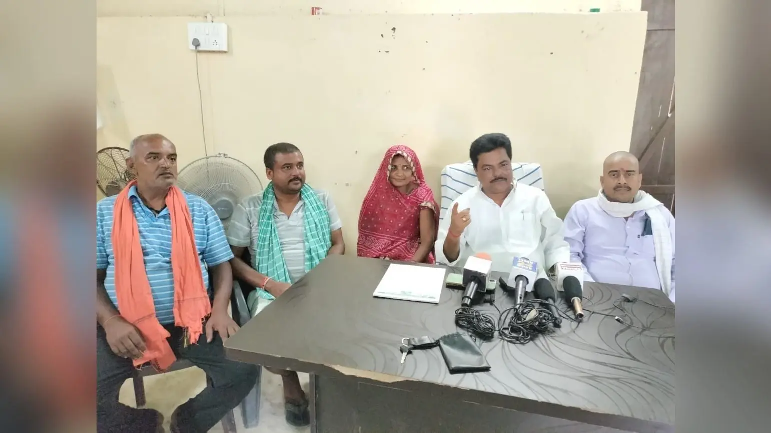 मांगों को लेकर वार्ड सदस्यों के संग धरना-प्रदर्शन करेंगे मुखिया