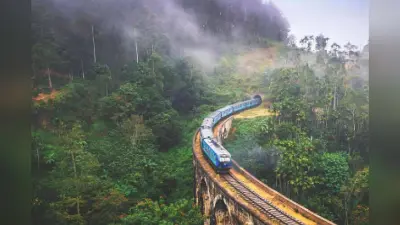 Foreign Trips : ट्रेन से जाएं विदेश, यहां से तो पैदल ही जा सकेंगे आप