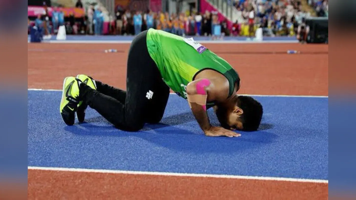 Paris Olympics:अरशद नदीम के ससुर ने भाला ऐतिहासिक उपलब्धि को अनोखे उपहार भैंसा से चिह्नित किया