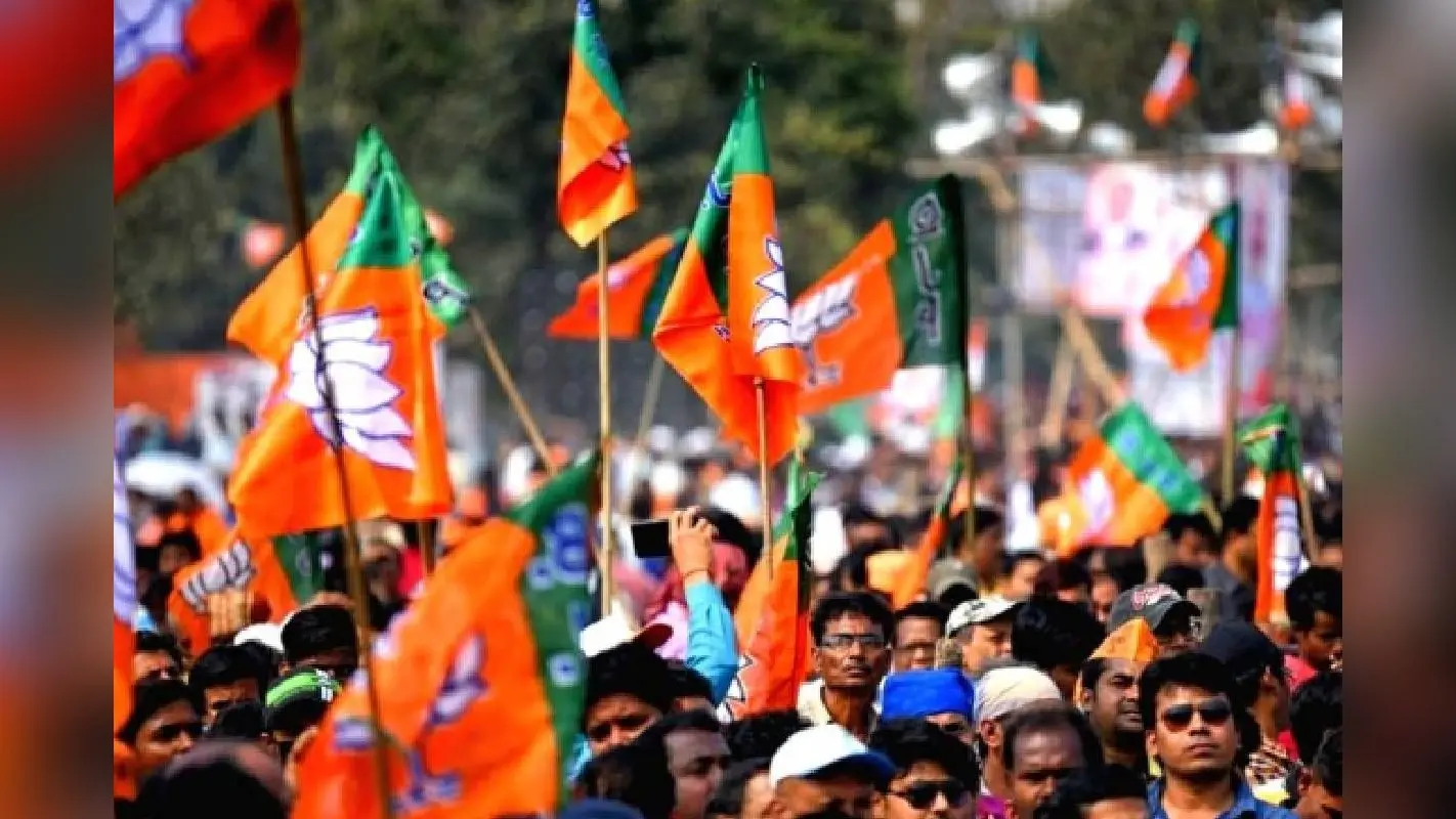 Jammu Kashmir Election 2024: मतदान से पहले बढ़ी बीजेपी की टेंशन, एक और नेता ने छोड़ी पार्टी