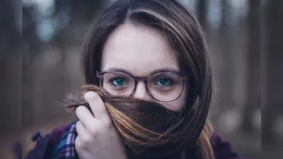 Hair Care Tips: दही में मिला दें बस ये एक चीज, मजबूत के साथ घने भी हो जाएंगे आपके बाल