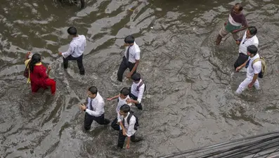 Kal Ka Mausam: 27 से 29 अगस्त तक यूपी में भारी बारिश, 30 से ज्यादा जिलों के लिए IMD का अलर्ट