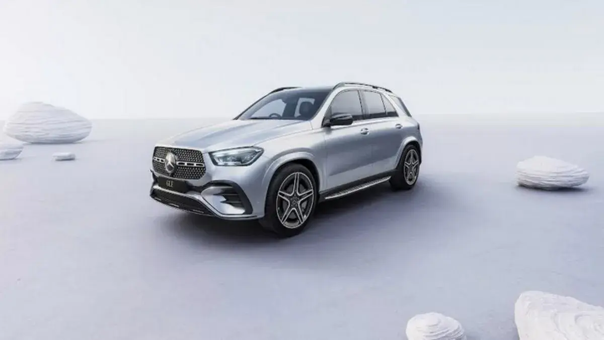 पुणे में Mercedes-Benz असेंबली प्लांट को MPCB ने नियमों का उल्लंघन करते हुए पकड़ा है