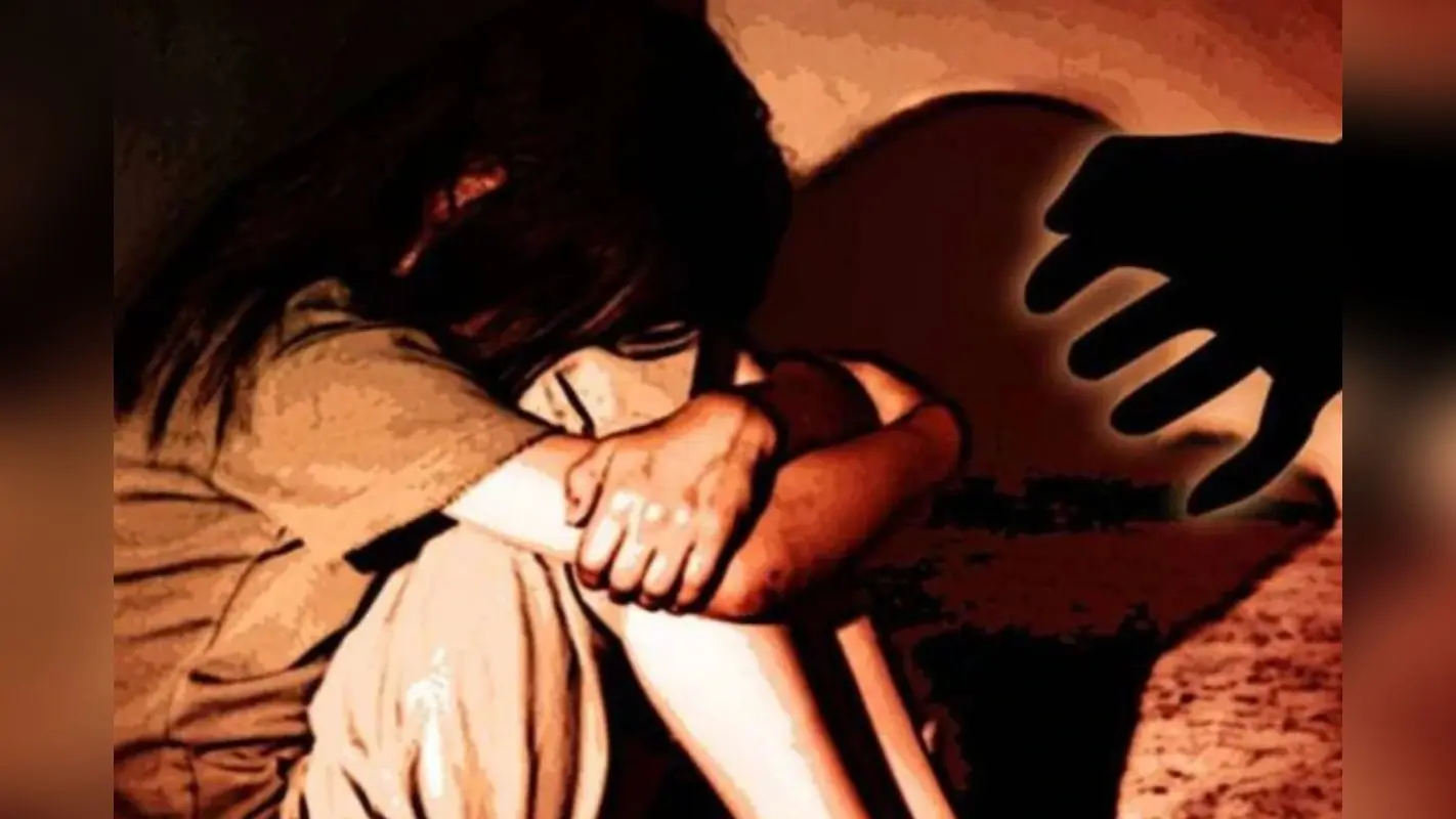 Physical Abuse: नाबालिग छात्रा, दुष्कर्म, दो स्कूली लड़के, लोक लाज और आत्मदाह… मानवता हुई शर्मसार