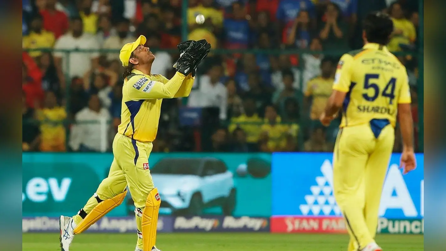 क्या MS Dhoni आईपीएल 2025 में अनकैप्ड खिलाड़ी के रूप में खेलेंगे? पुराना नियम लागू करने की तैयारी में है BCCI