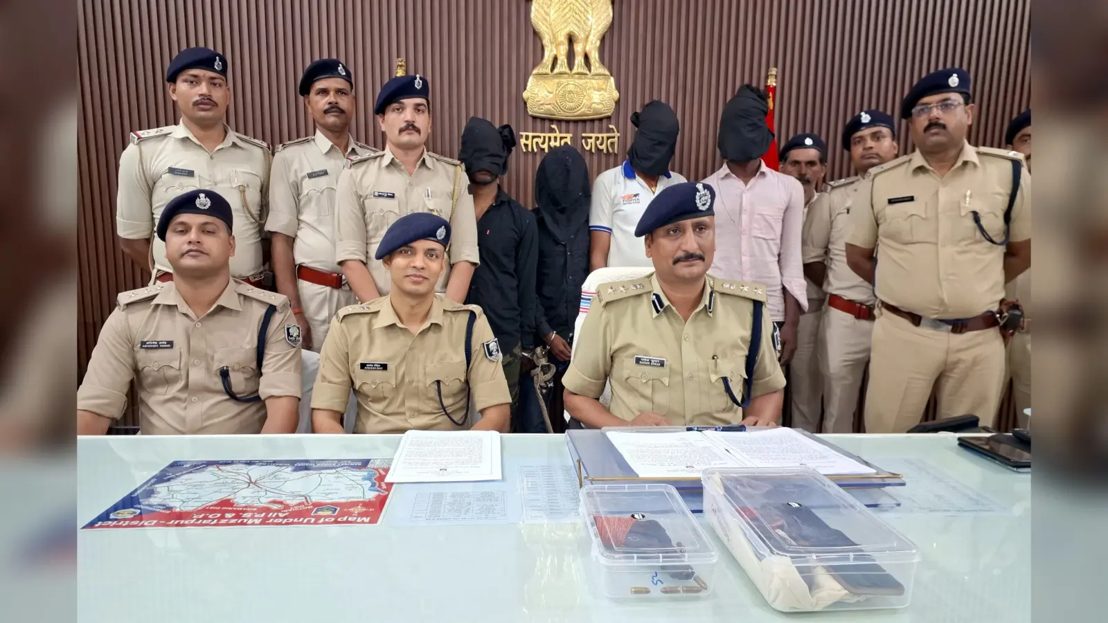 मुजफ्फरपुर पुलिस ने 40 लाख लूट की साजिश की नाकाम, 4 लोगों को हथियार के साथ किया गिरफ्तार