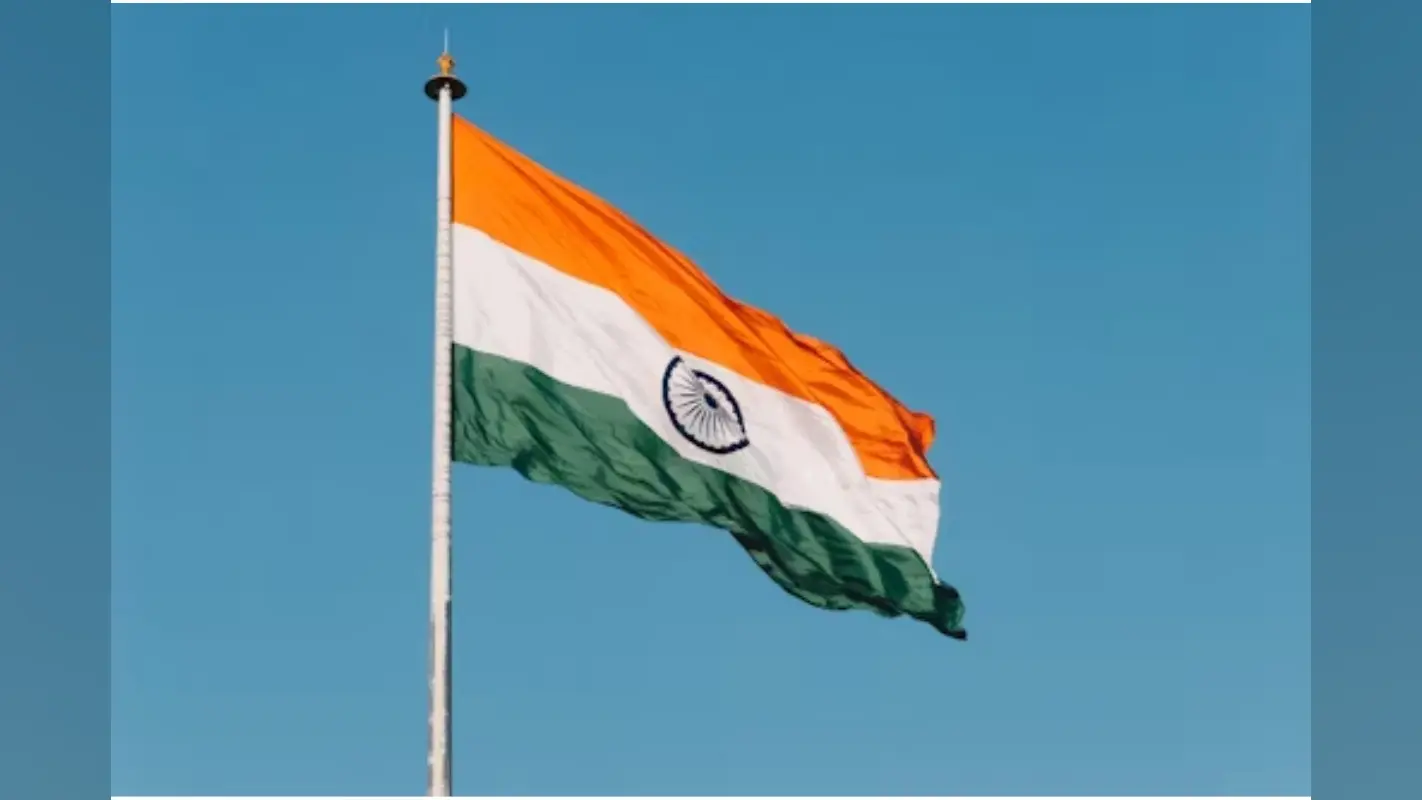 Poem on Independence Day: कार्यक्रम में जान फूंक देगी बाल गंगाधर तिलक की यह कविता