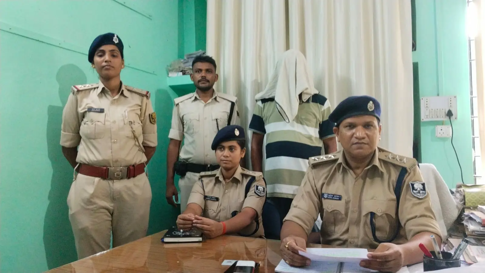 Nawada News : झमाझम बारिश से सड़कों पर लगा पानी, चलना मुश्किल