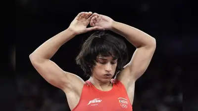 आज विनेश फोगाट को मिलेगा सिल्वर मेडल! जानें कितने बजे आएगा फैसला