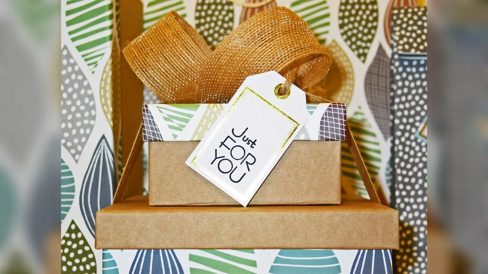 Younger Brother Gift ideas: इस राखी छोटे भाई को खुश करने के लिए गिफ्ट में दे सकते ये 5 इंटरेस्टिंग चीजें, आप भी जानें