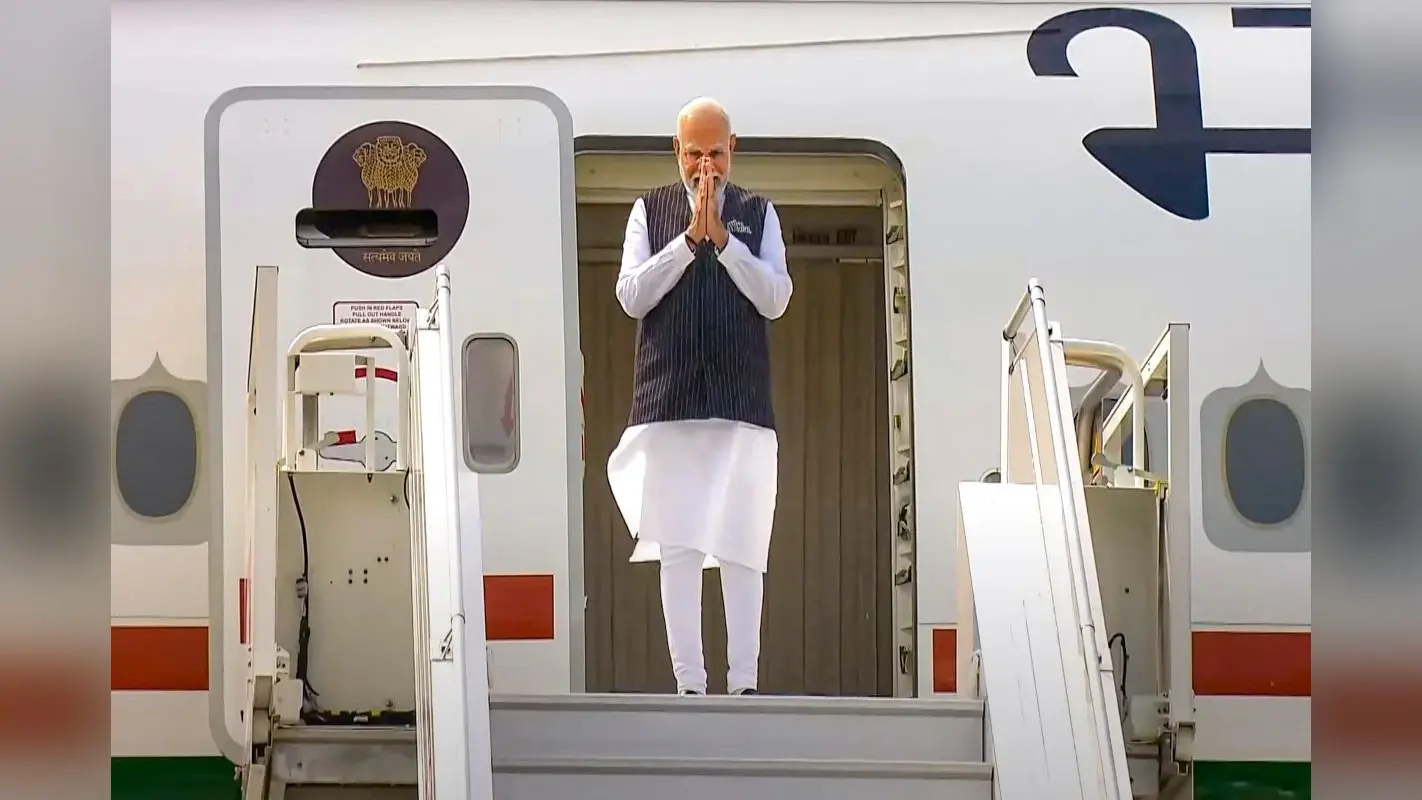 PM Modi Poland Visit: पोलैंड में पीएम मोदी का भव्य स्वागत, बच्चों से भी की मुलाकात, आज होगी द्विपक्षीय वार्ता