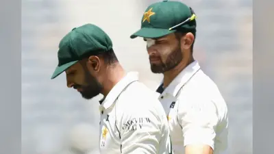 PAK VS BAN:पाकिस्तान टीम में दरार? BAN से हार के बाद शाहीन-मसूद की क्लिप वायरल
