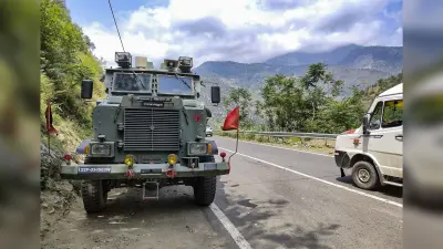 Udhampur Encounter: उधमपुर में सुरक्षाबलों और आतंकियों के बीच मुठभेड़, एक जवान शहीद