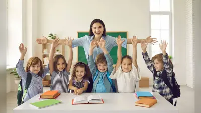Teacher’s Day: टीचर्स डे पर बनाए ये 5 खूबसूरत और अनोखे रंगोली डिजाइन