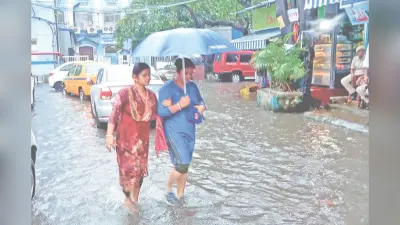 Kal Hogi Barish: यूपी में आज भारी बारिश, 15 से ज्यादा जिलों में अलर्ट, जानिए कल कैसा रहेगा मौसम
