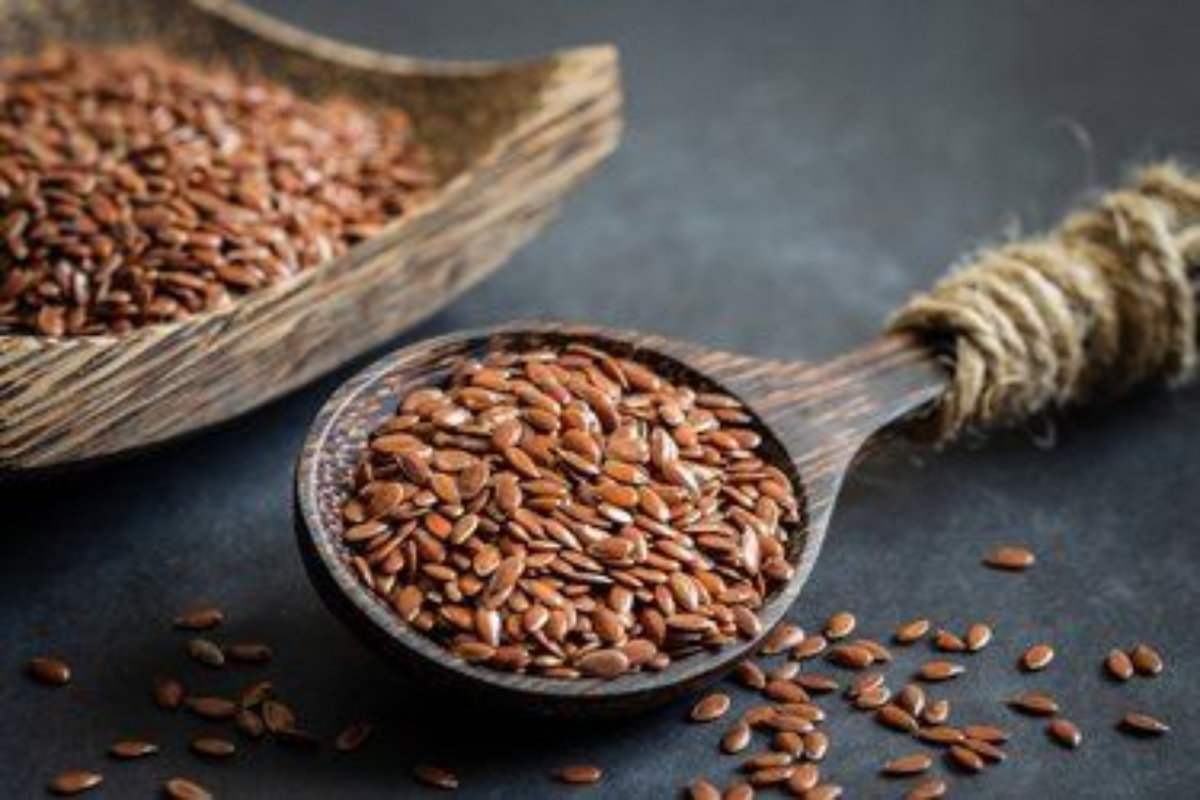 Linseed Hair Mask: अगर अभी तक ट्राइ नहीं किया तो अब करें ये अलसी हेयर मास्क