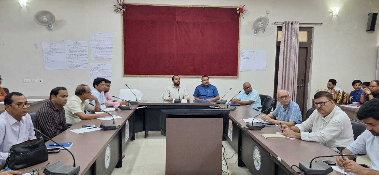 ओपीडी में कमी वाले संस्थान को सुधार लाने का निर्देश