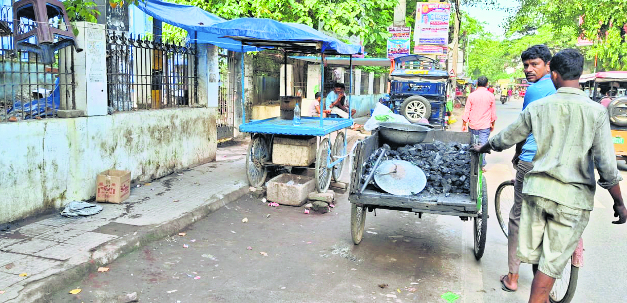 chhapra news : सदर अस्पताल के पास अपराधियों ने की फायरिंग