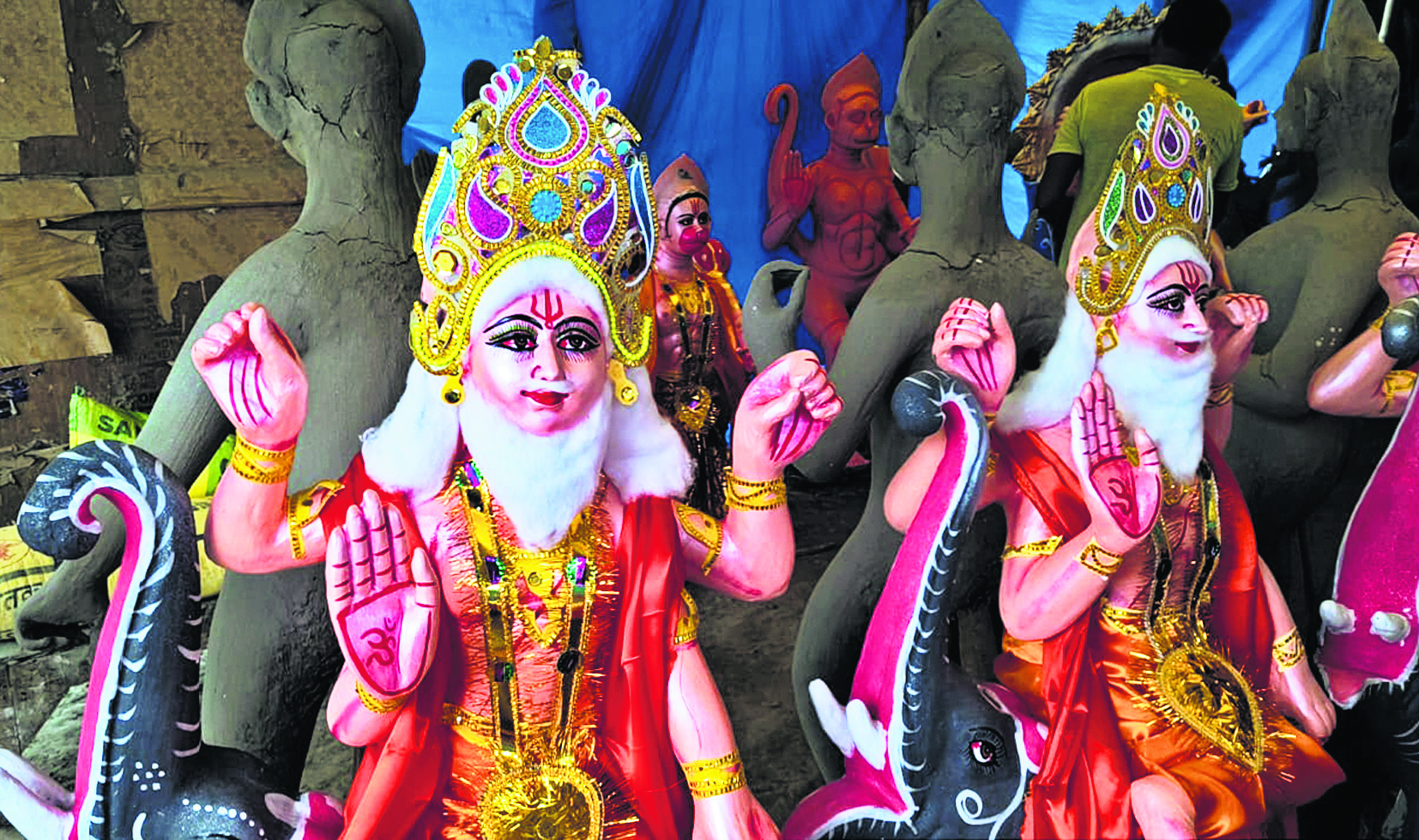 Gopalganj News : शिल्प के देवता भगवान विश्वकर्मा की पूजा आज, कारखानों में होगी पूजा, आयोजित किये जायेंगे कई कार्यक्रम
