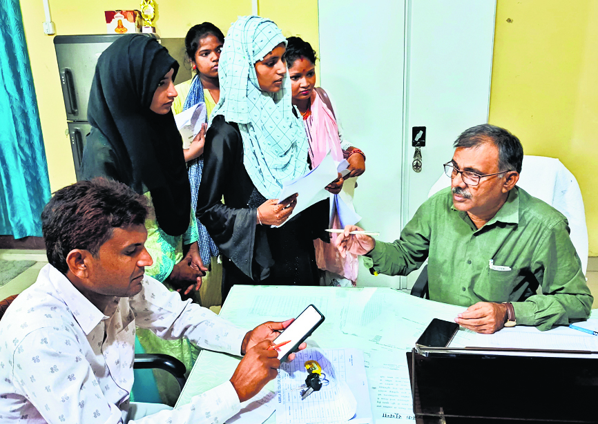 Gopalganj News : डिग्री कॉलेजों में आज व कल होगा स्पॉट एडमिशन, आवेदन नहीं करनेवाले छात्र-छात्राओं को भी मौका