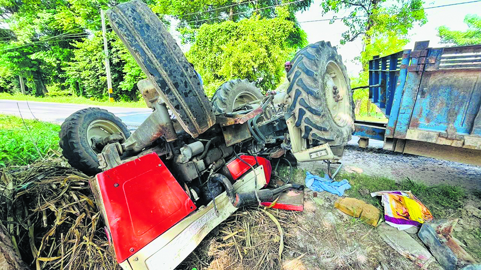 Gopalganj News : फुलवरिया में अनियंत्रित ट्रक ने ट्रैक्टर ट्रॉली में मारी टक्कर, पांच लोग घायल