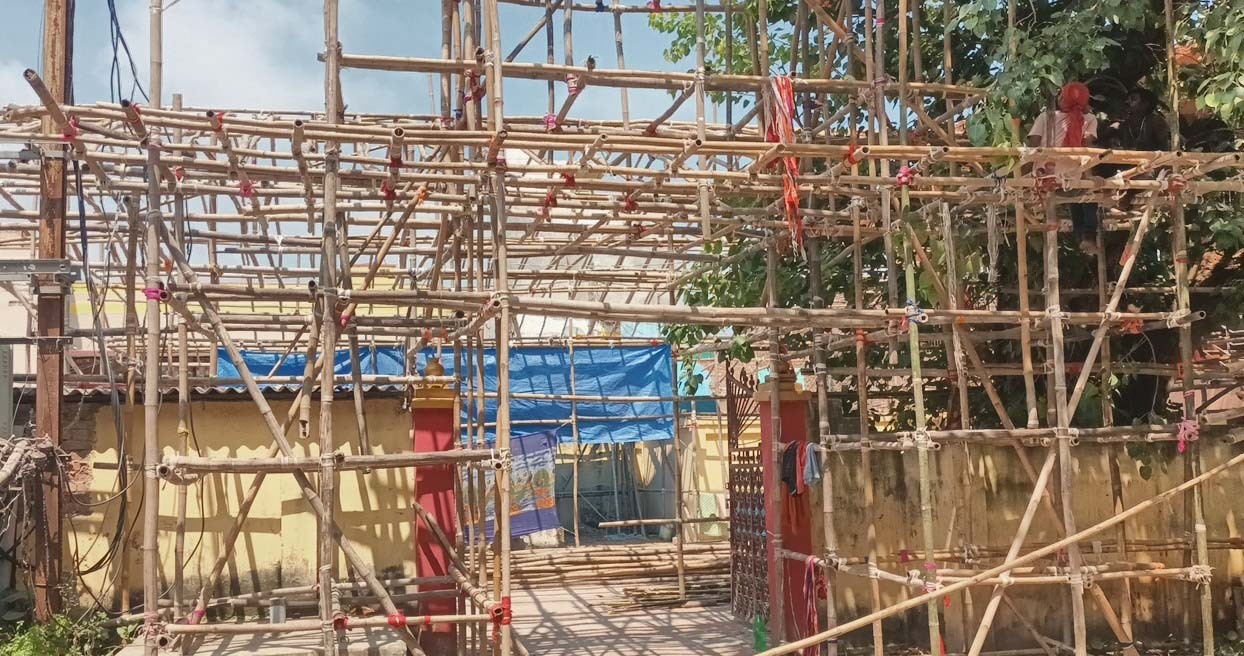बनमनखी में जोर-शोर से चल रही दुर्गापूजा महोत्सव की तैयारी