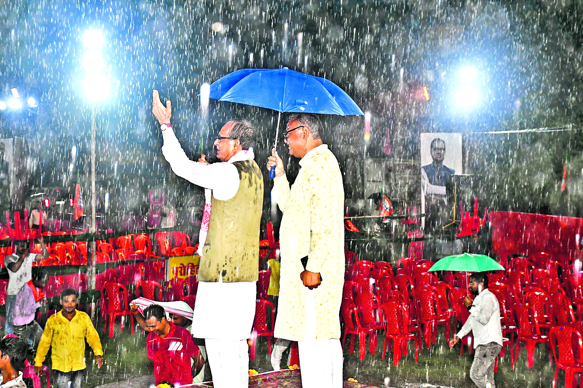 Bokaro News: झारखंड की रोटी, माटी व बेटी बचाने के लिए परिवर्तन जरूरी : शिवराज सिंह