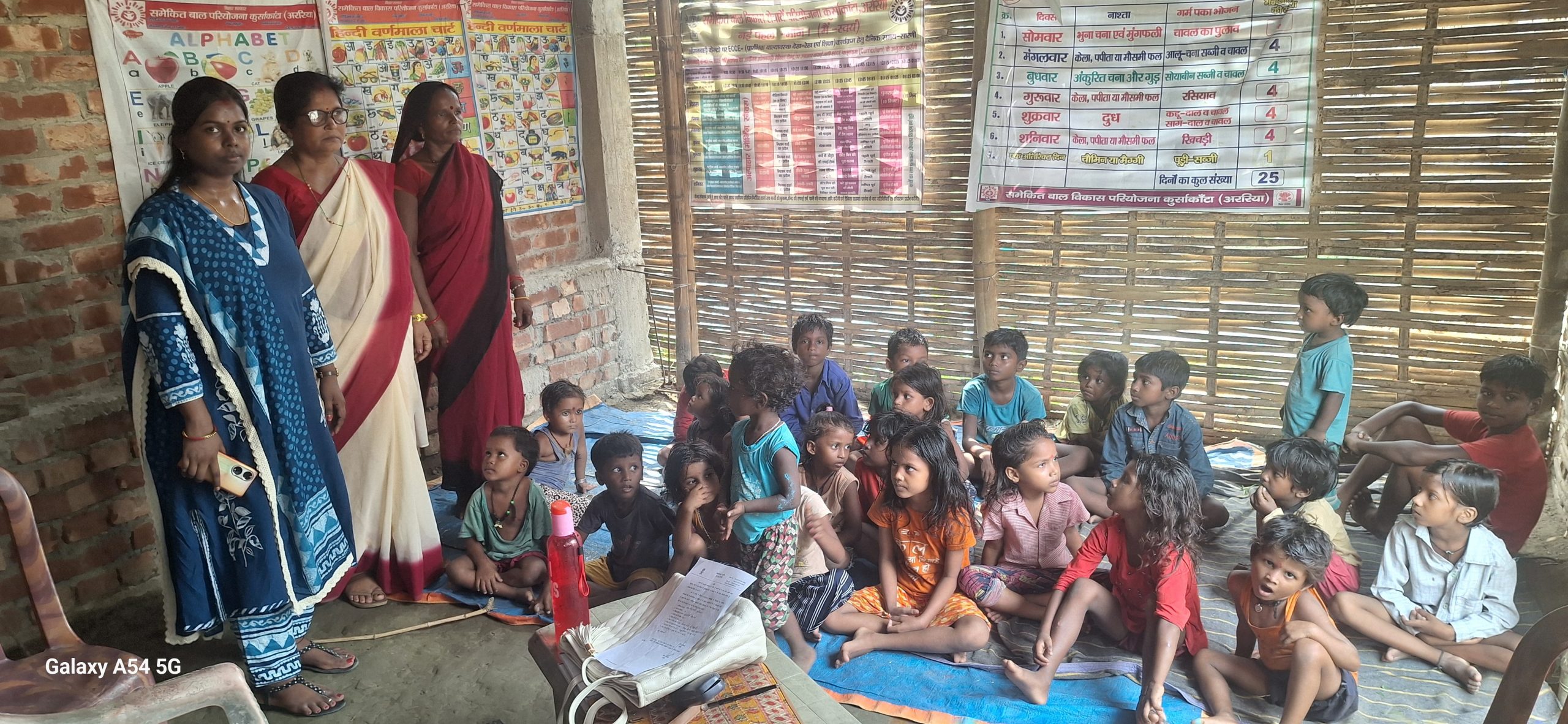 बीडीओ ने किया आंगनबाड़ी केंद्र का निरीक्षण