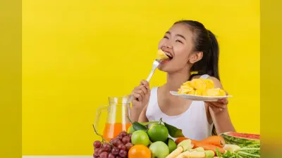 Anti Ageing Fruits : इन फ्रूट्स में होती है एंटी एजिंग प्रॉपर्टीज, नहीं दिखेंगे बुढ़ापे के लक्षण