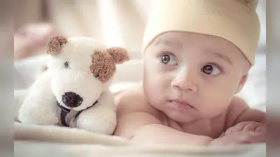 Baby Names: अपने लाडले के लिए चुनें वेद पुराणों से प्रेरित खूबसूरत नाम, यहां जानें अर्थ