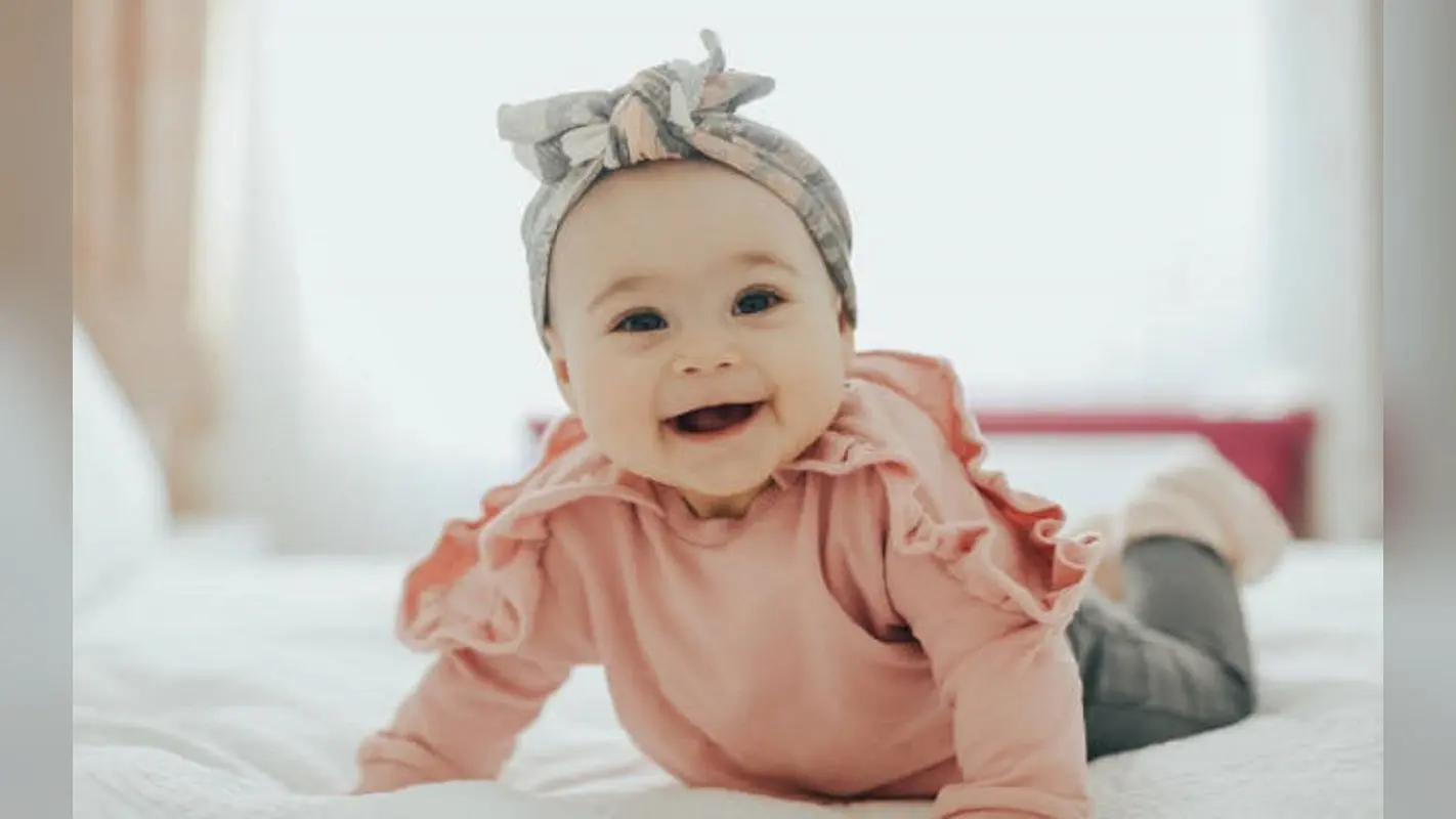 Baby Names: आपकी राजकुमारी पर बहुत प्यारे लगेंगे ये नाम