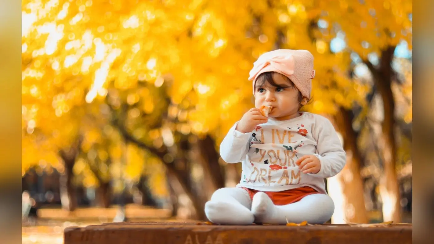 Baby Names: आपकी छोटी सी बेटी के लिए ये हैं कुछ मॉडर्न और यूनिक नाम, देखें लिस्ट