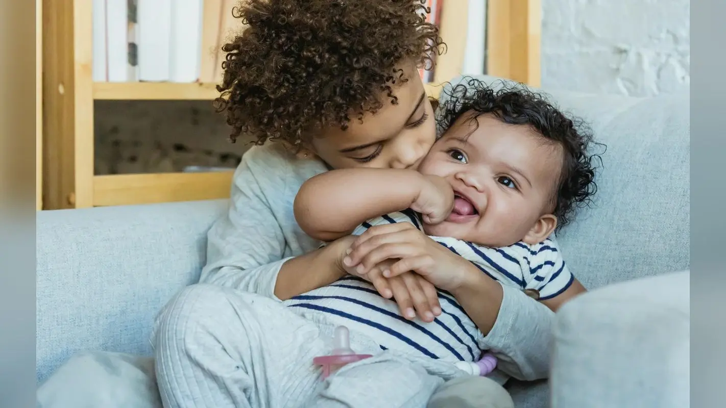 Baby Names: आपके बच्चों के लिए ये हैं सबसे लेटेस्ट और ट्रेंडी नाम, देखें लिस्ट