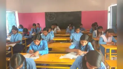 Bihar School: बिहार में प्राथमिक शिक्षा स्थानीय भाषा में, 11वीं से पढ़ेंगे अंग्रेजी माध्यम में बच्चे